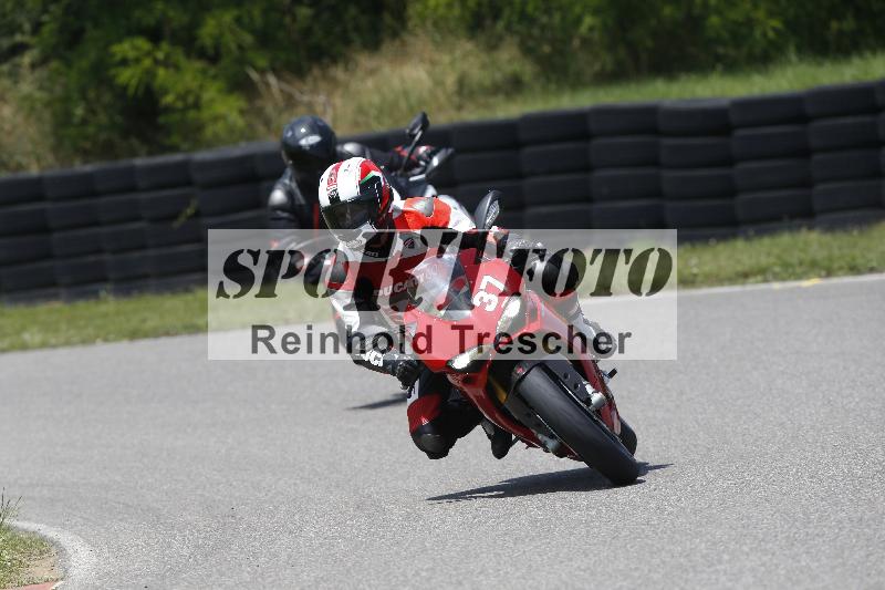 /27 12.06.2025 Ducati Schweiz Trackday Warmup  ADR/gruen-vert/37